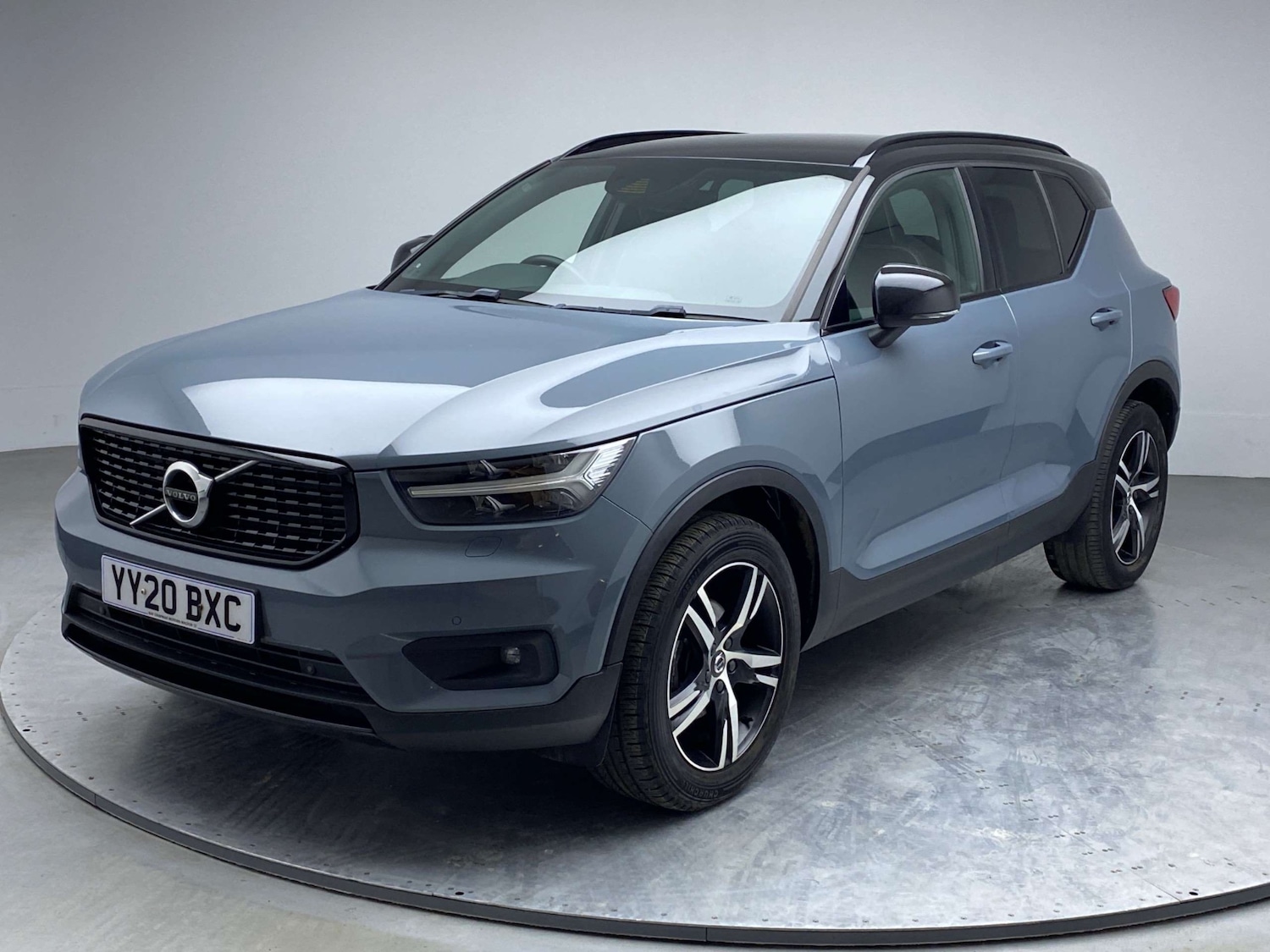 Used Volvo XC40 2020 for sale - 77087633: Photo 4