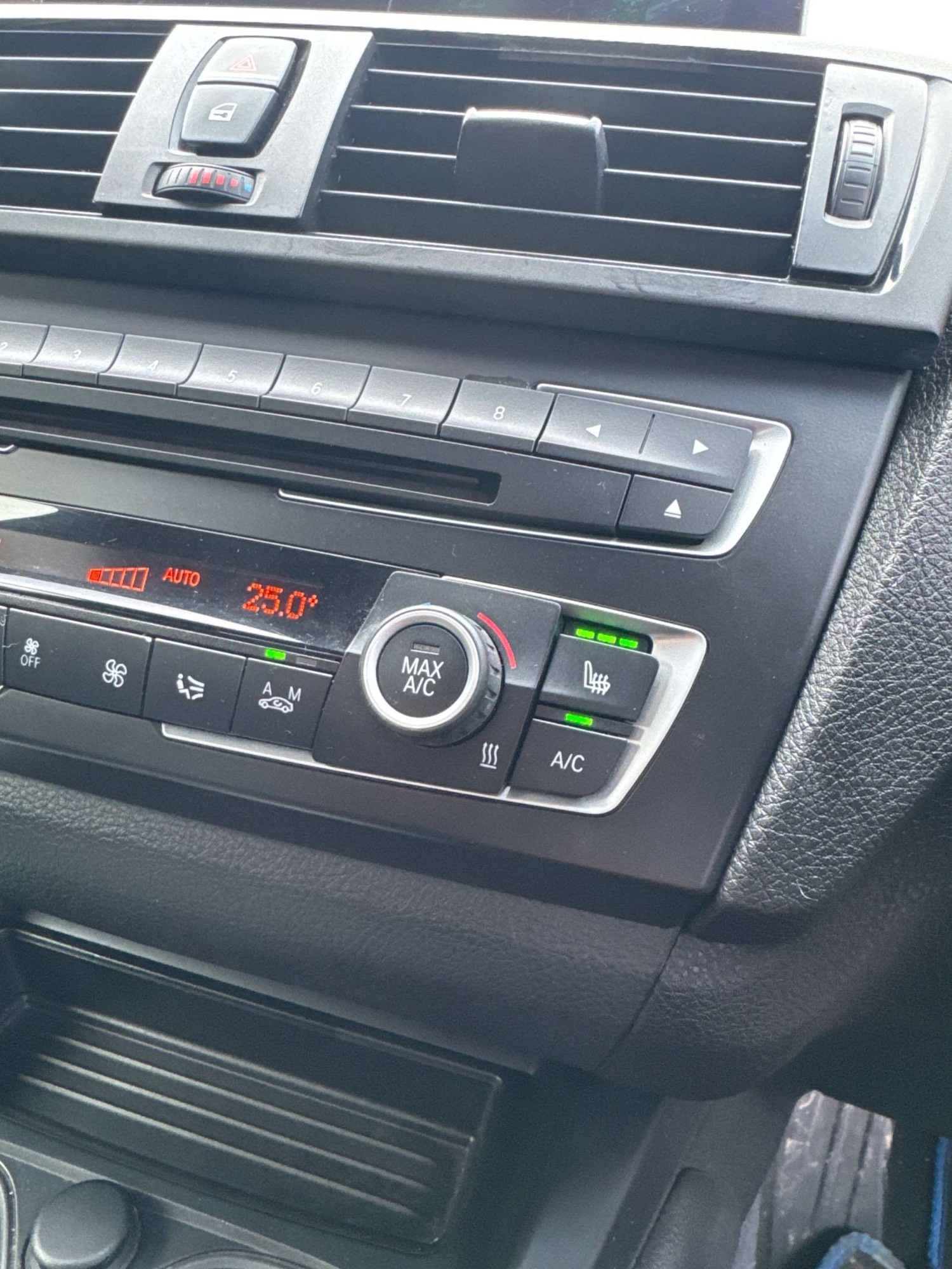 Used BMW 2 Series 2015 for sale - 77530401: Photo 5