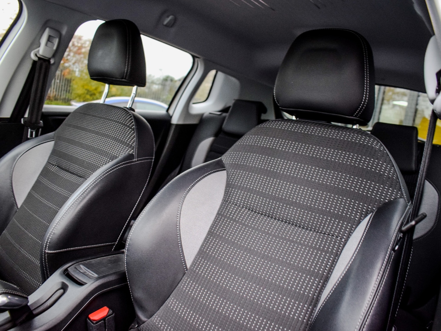 Used Peugeot 2008 2015 for sale - 76479535: Photo 13