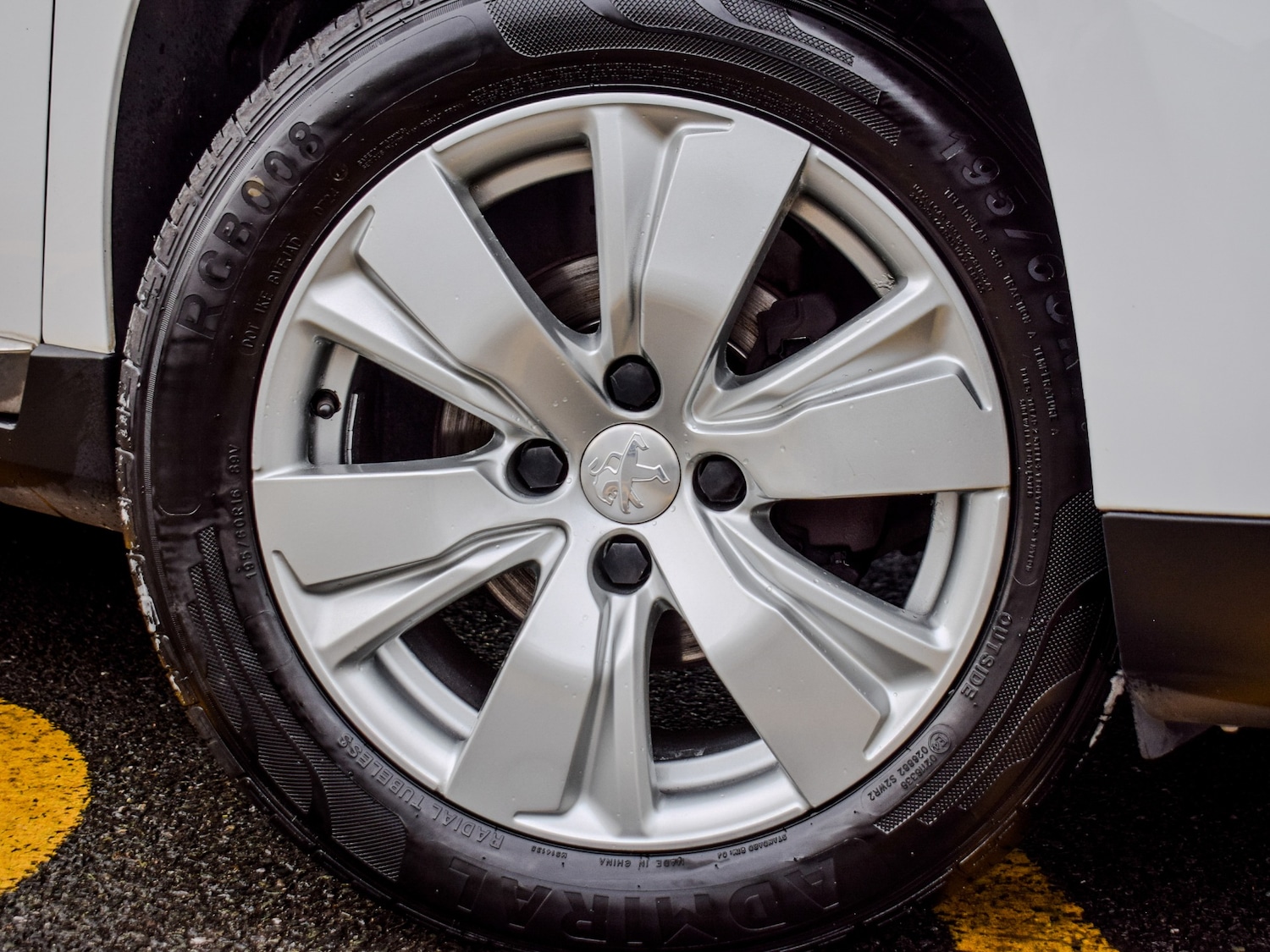 Used Peugeot 2008 2015 for sale - 76479535: Photo 3