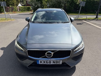 Used Volvo V60 2018 for sale - 78555708: Photo