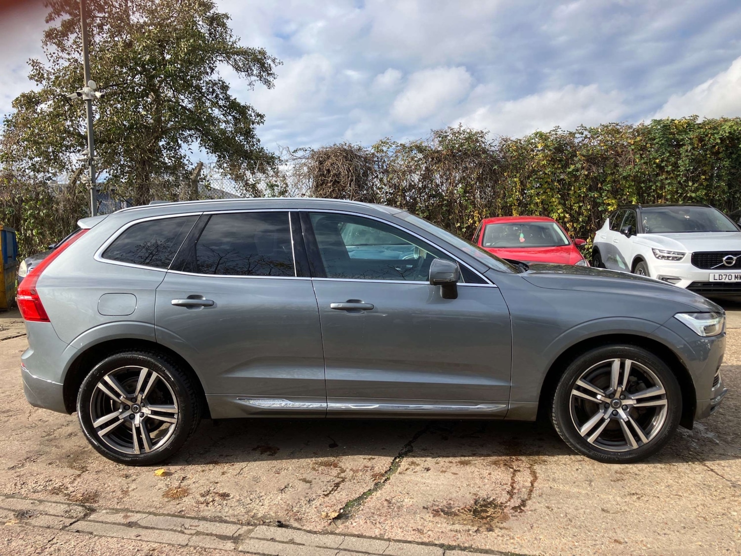 Used Volvo XC60 2020 for sale - 76493856: Photo 8