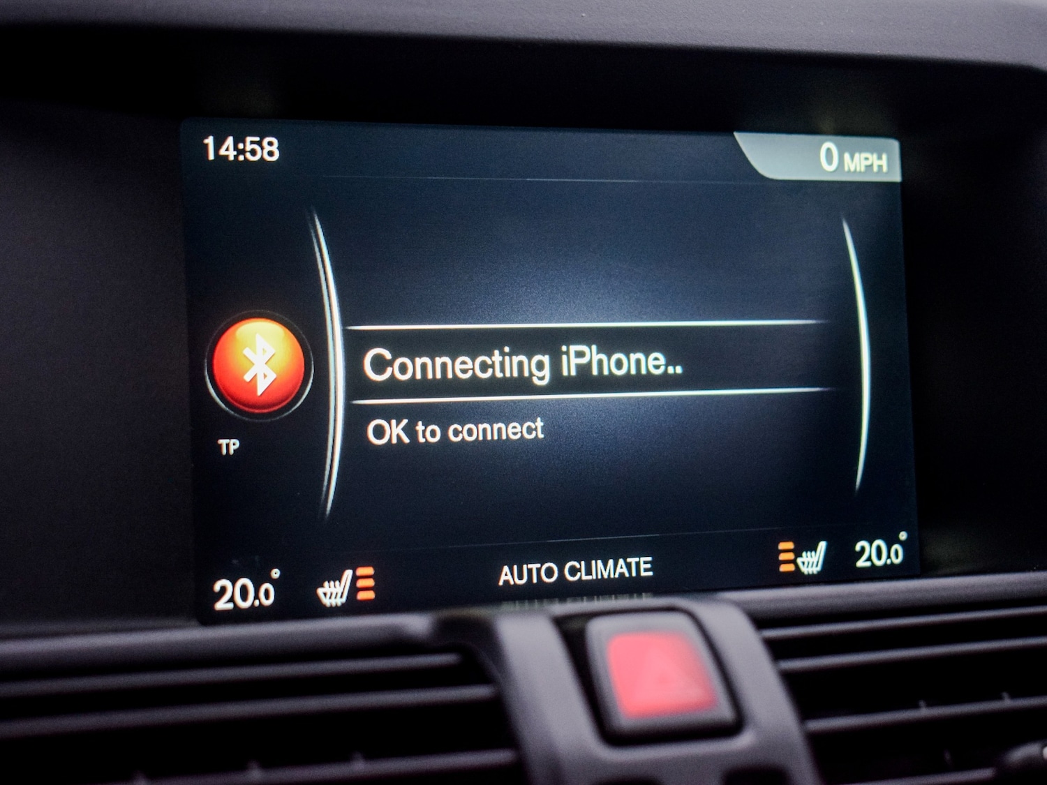 Used Volvo XC60 2015 for sale - 77377833: Photo 18