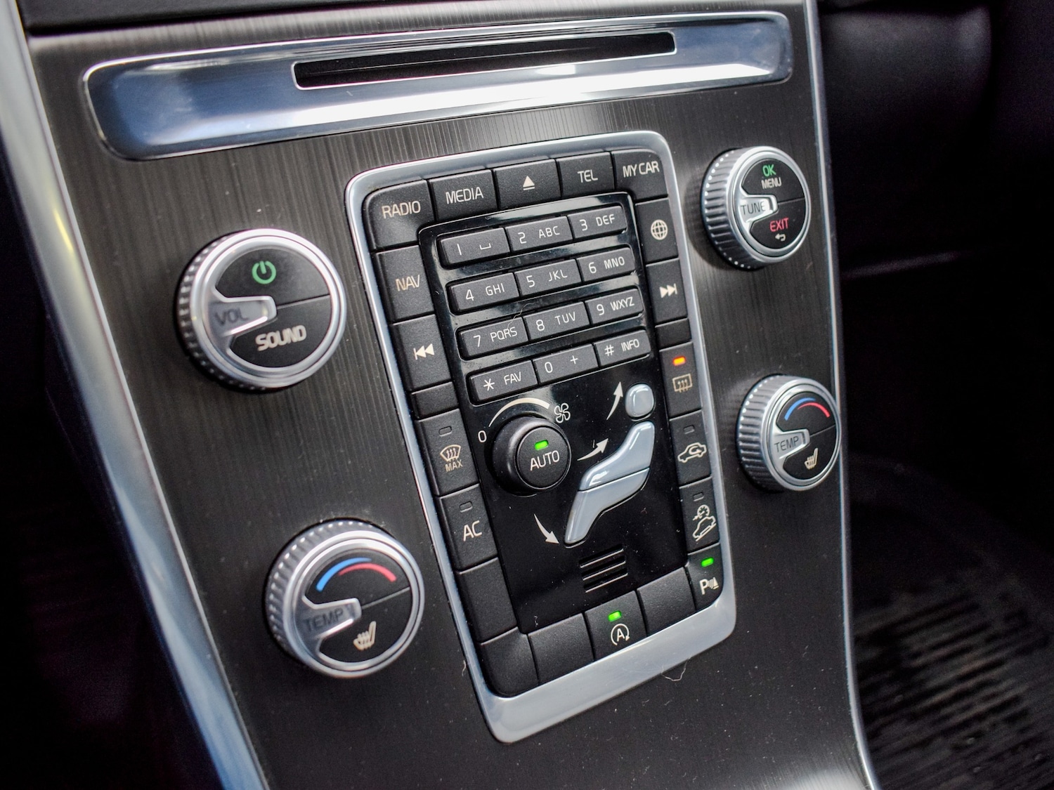 Used Volvo XC60 2015 for sale - 77377833: Photo 20