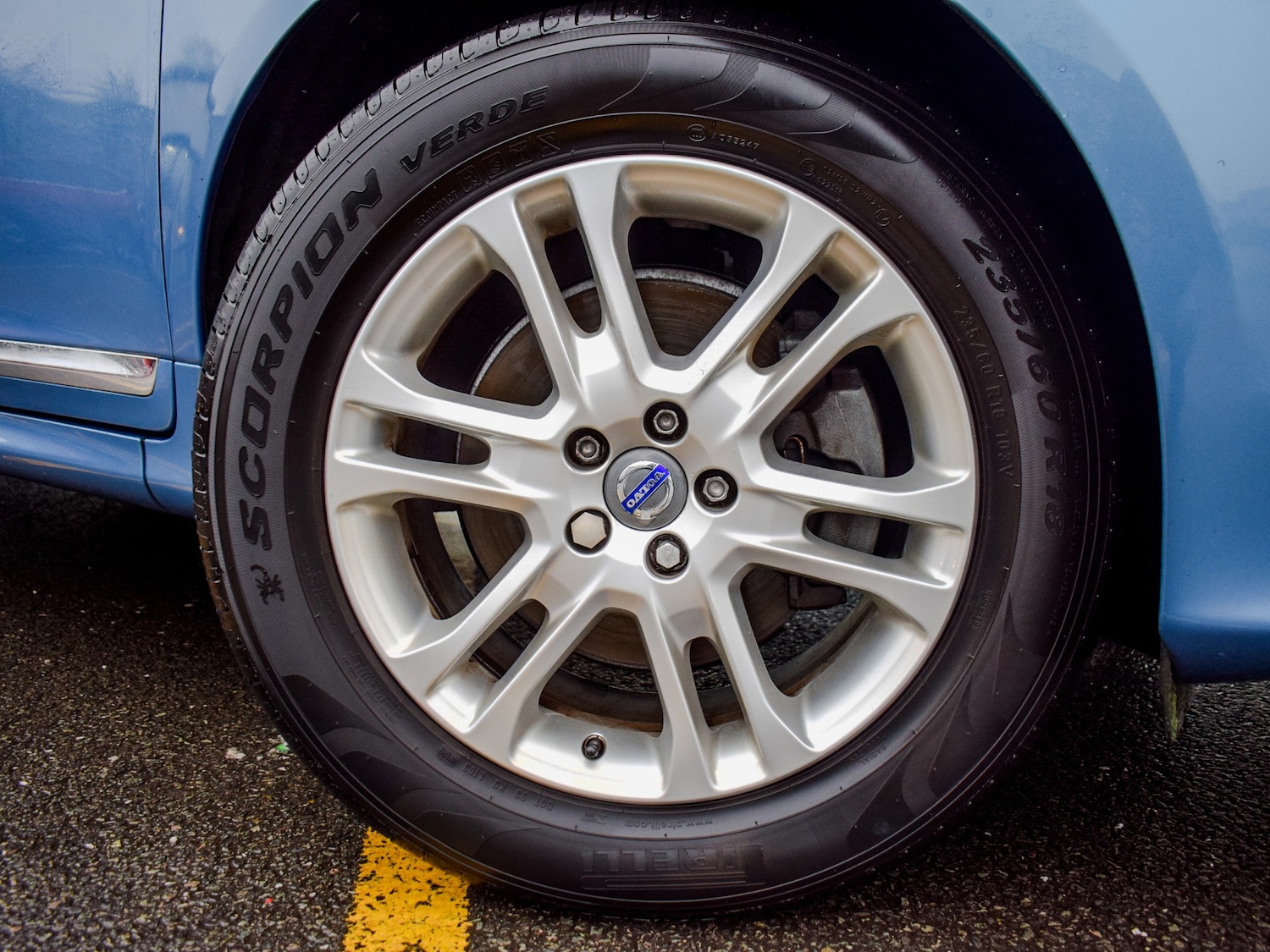 Used Volvo XC60 2015 for sale - 77377833: Photo 3