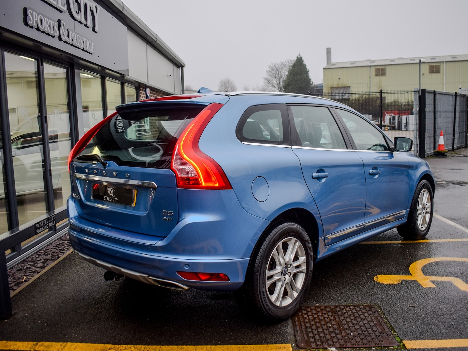 Used Volvo XC60 2015 for sale - 77377833: Photo 6