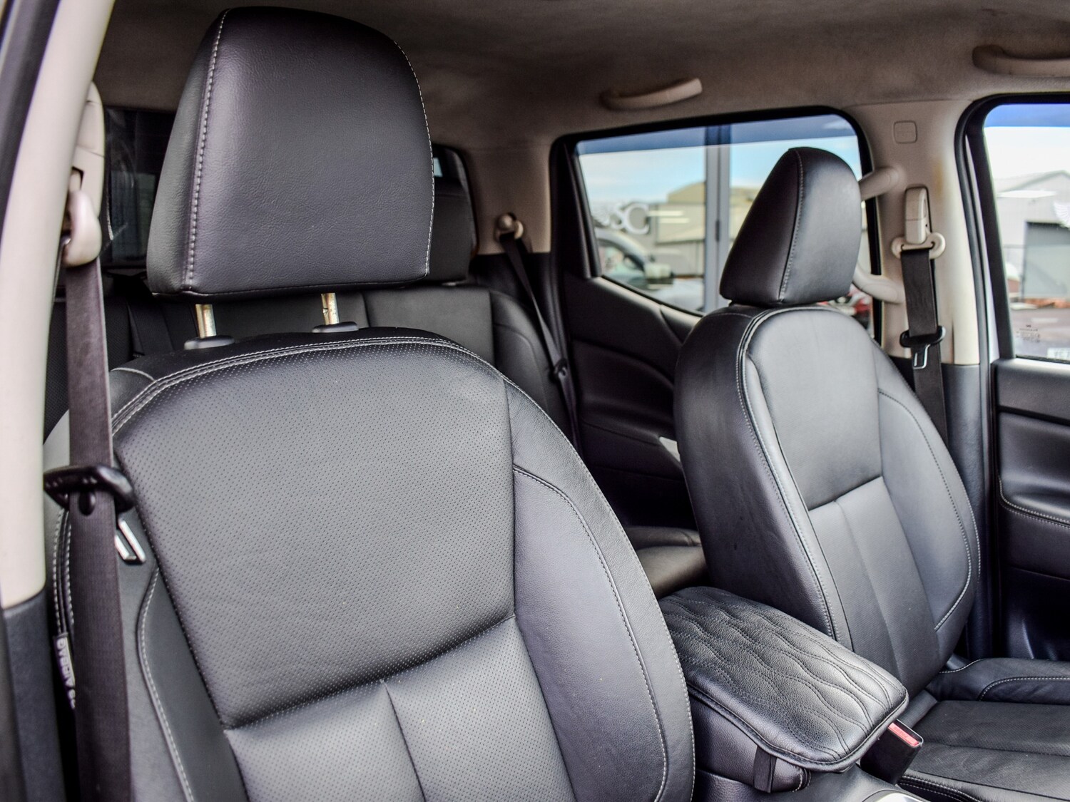 Used Nissan Navara 2018 for sale - 76396721: Photo 12