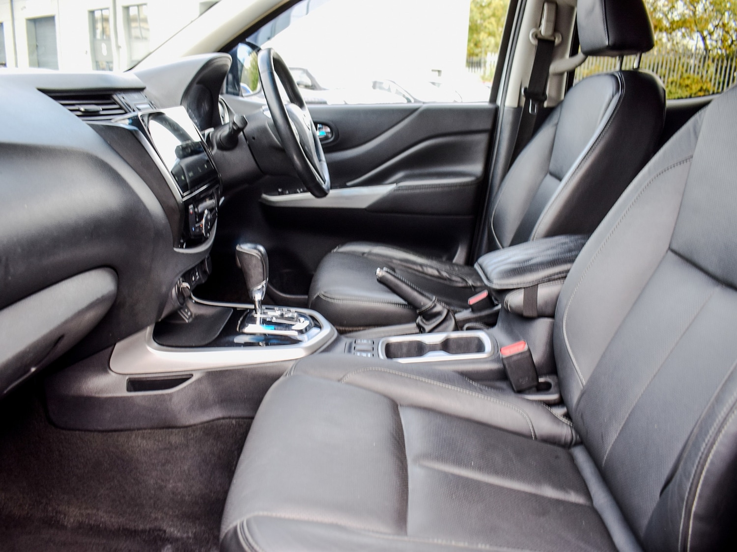 Used Nissan Navara 2018 for sale - 76396721: Photo 14