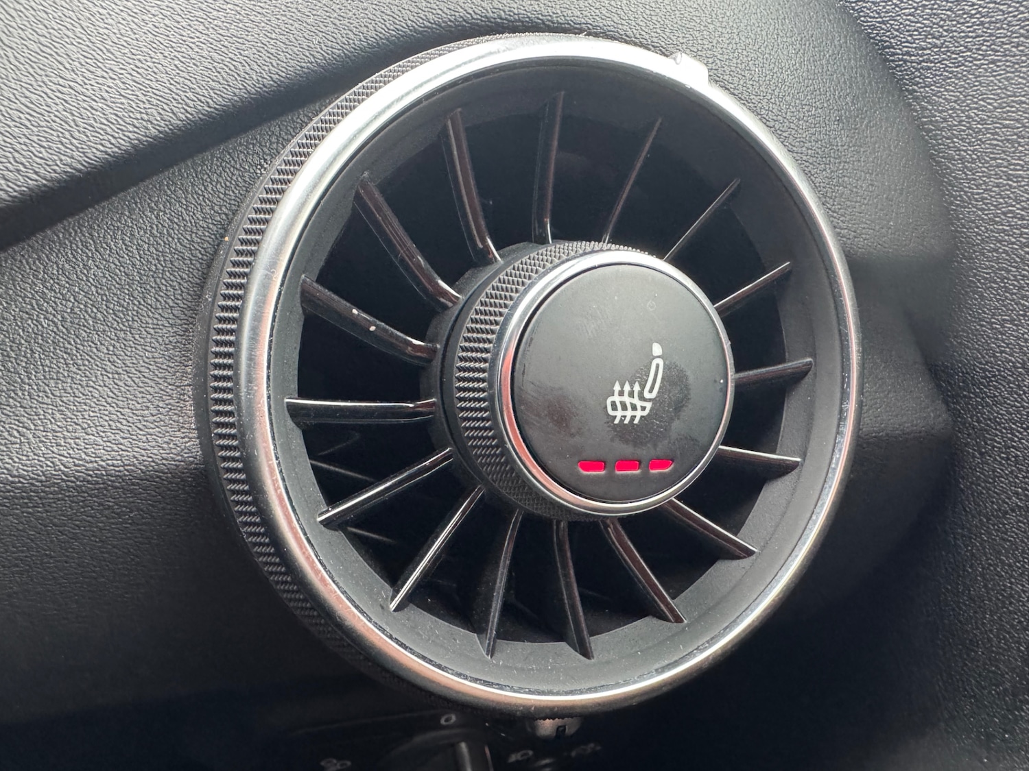 Used Audi TT 2015 for sale - 76159645: Photo 9