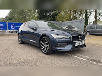 Used Volvo V60 2019 for sale - 78508311: Photo