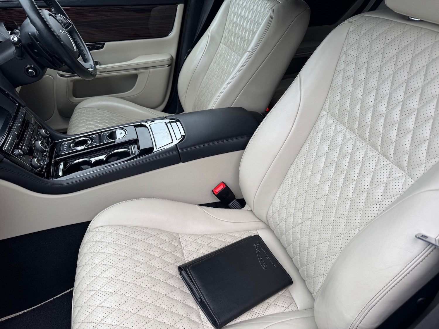 Used Jaguar XJ 2017 for sale - 77247682: Photo 12