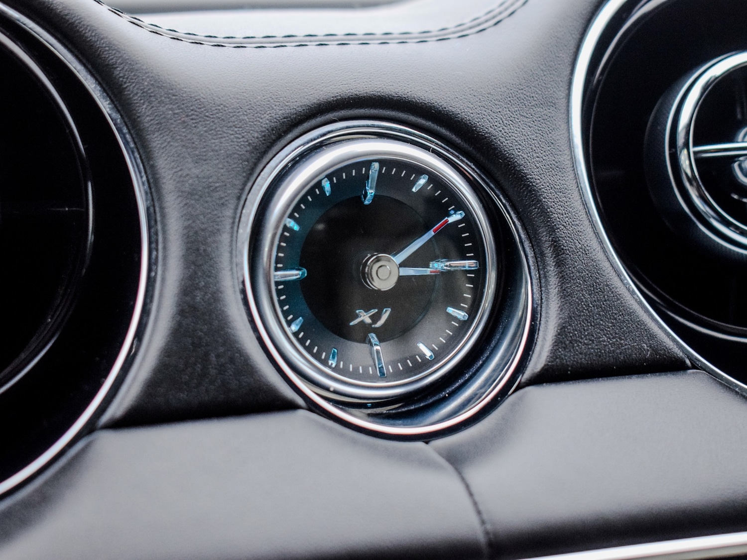 Used Jaguar XJ 2017 for sale - 77247682: Photo 16