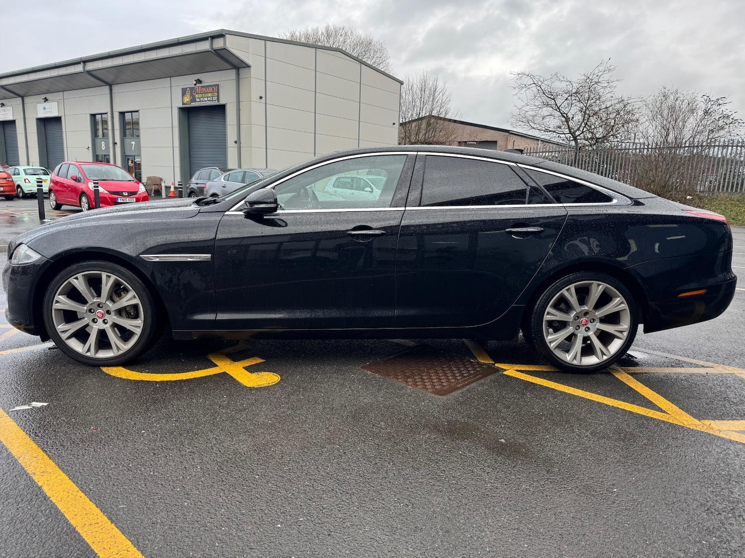 Used Jaguar XJ 2017 for sale - 77247682: Photo 5