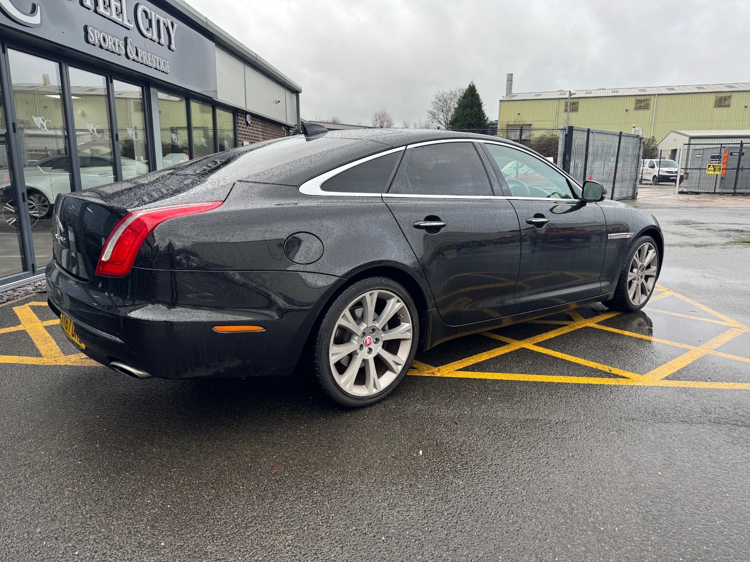 Used Jaguar XJ 2017 for sale - 77247682: Photo 6
