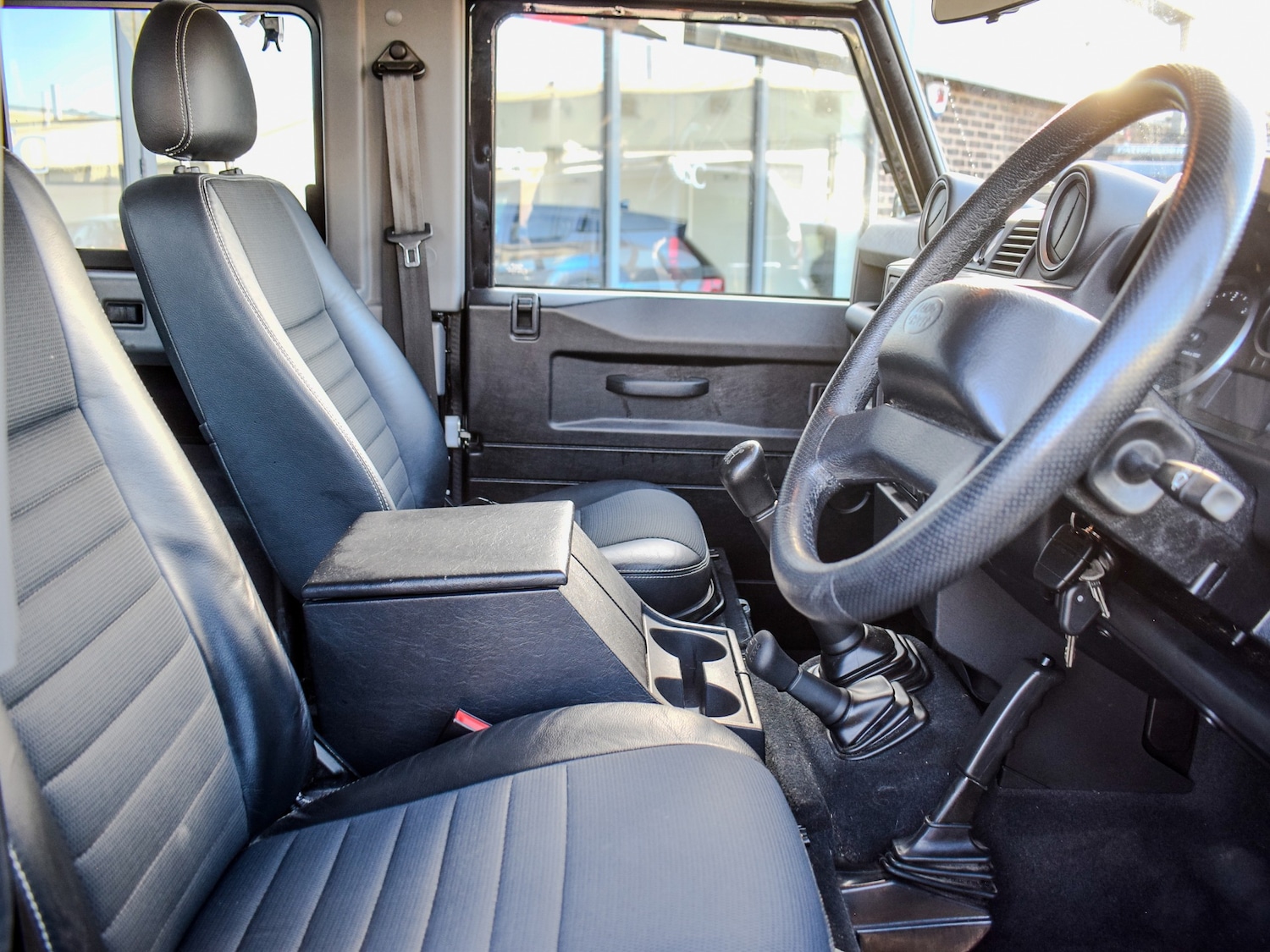 Used Land Rover Defender 2011 for sale - 77744368: Photo 11