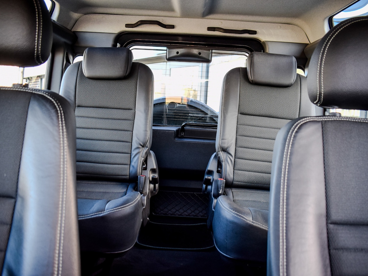 Used Land Rover Defender 2011 for sale - 77744368: Photo 15