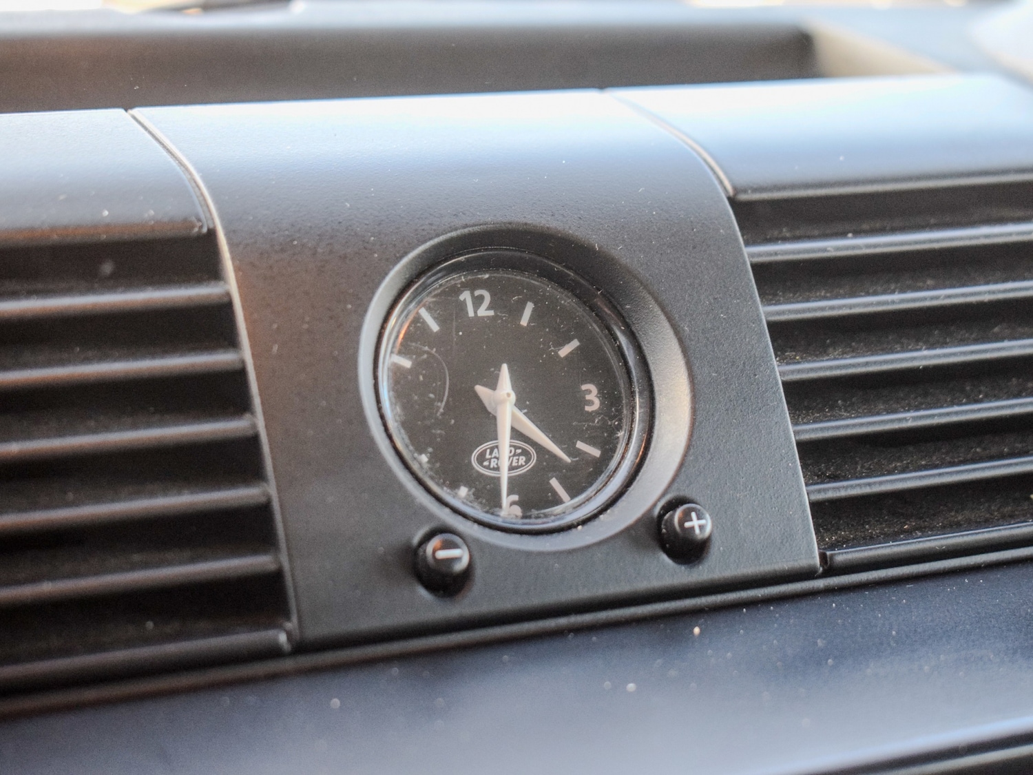 Used Land Rover Defender 2011 for sale - 77744368: Photo 17