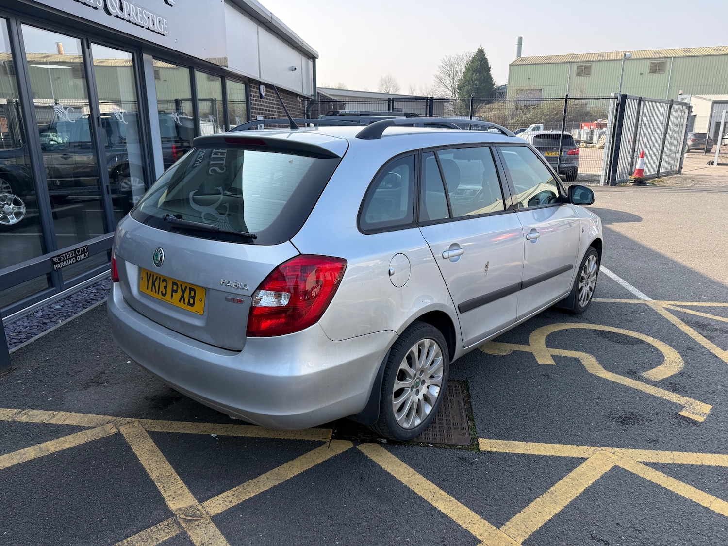 Used Skoda Fabia 2013 for sale - 77760700: Photo 6