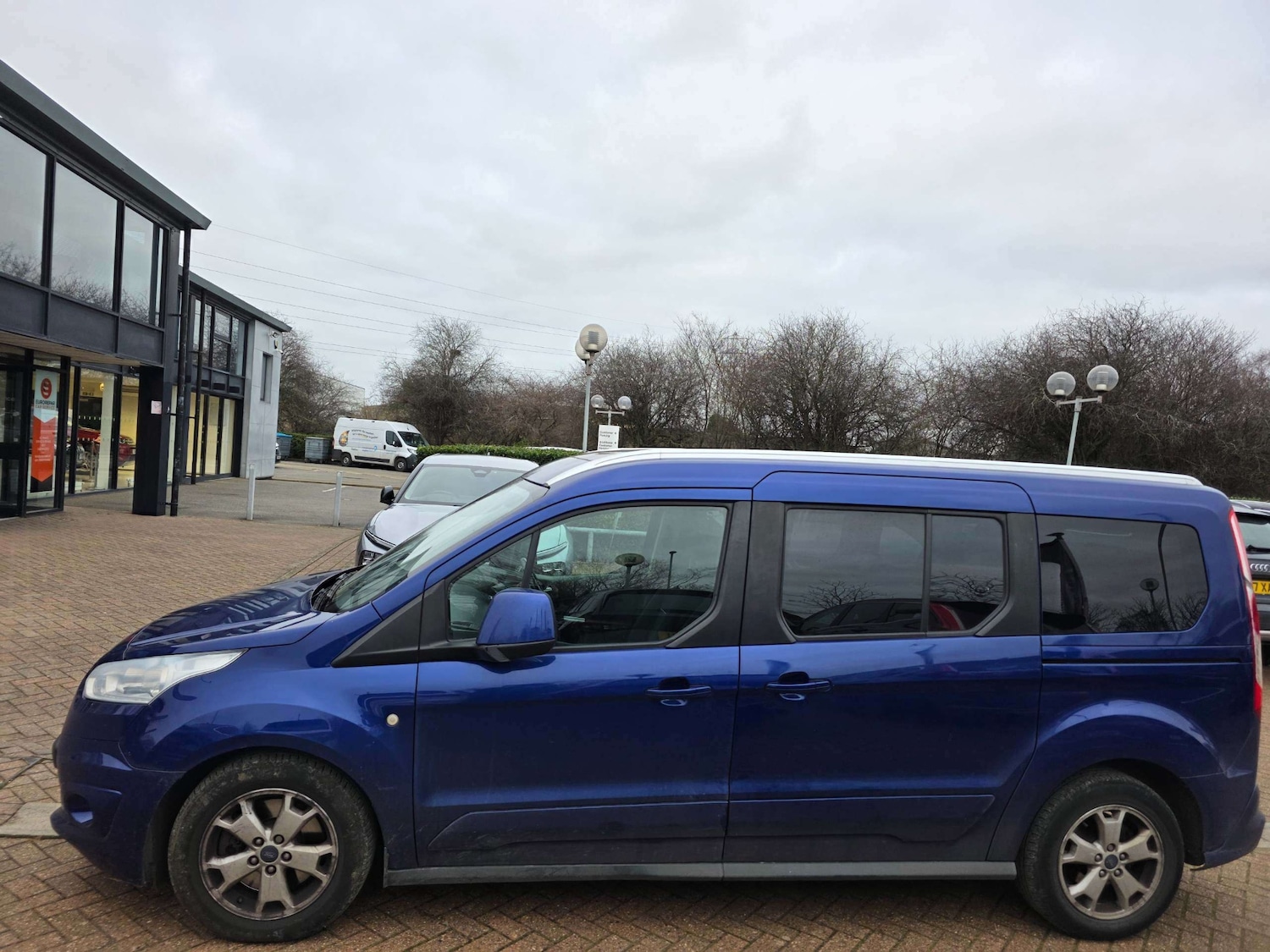 Used Ford Grand Tourneo Connect 2016 for sale - 77151590: Photo 4