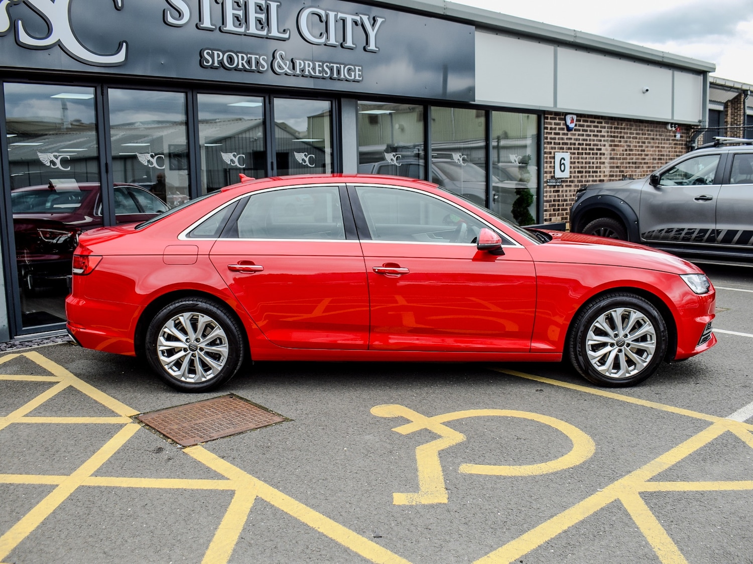 Used Audi A4 2019 for sale - 76076508: Photo 5