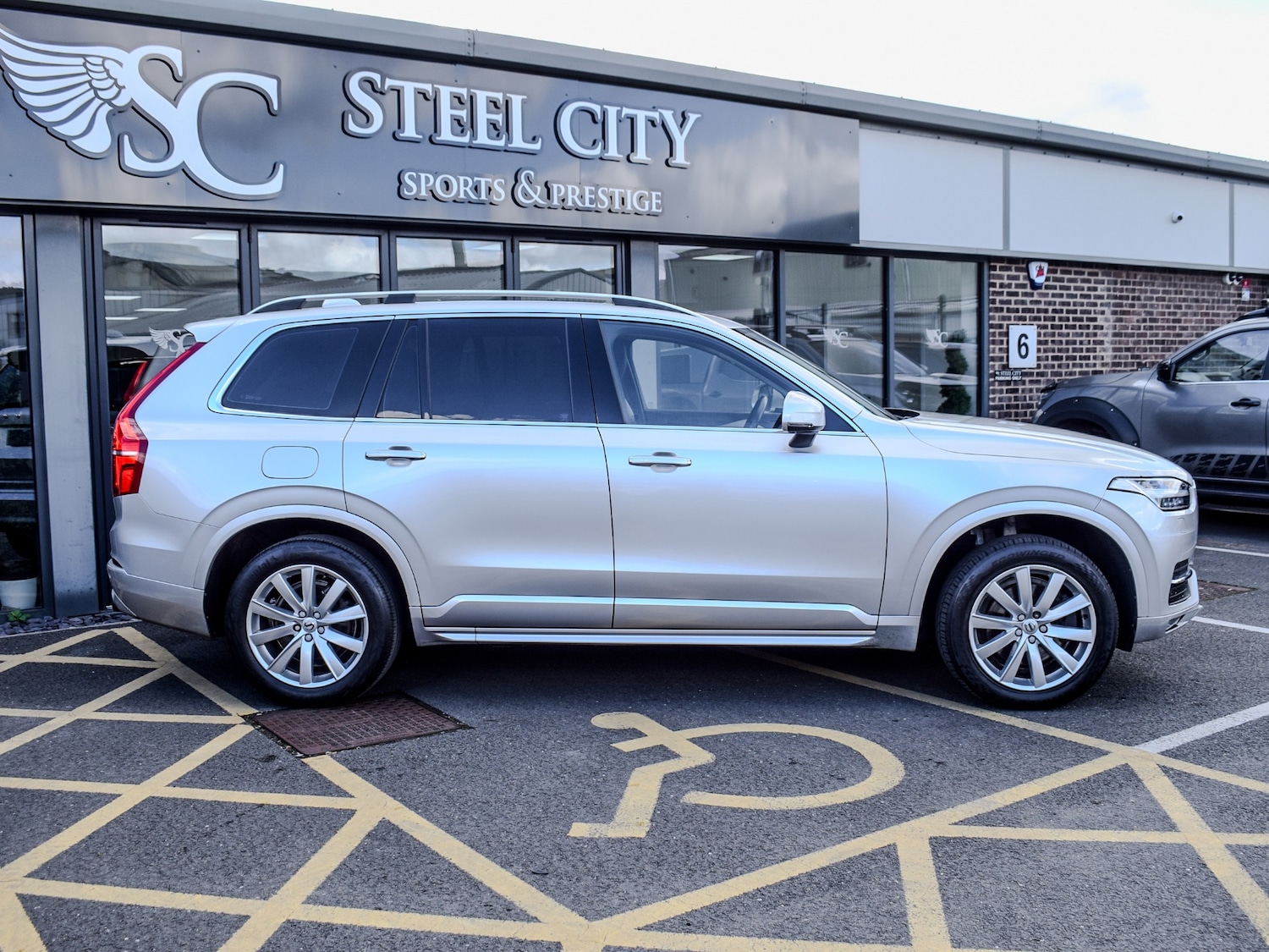 Used Volvo XC90 2017 for sale - 76030667: Photo 6