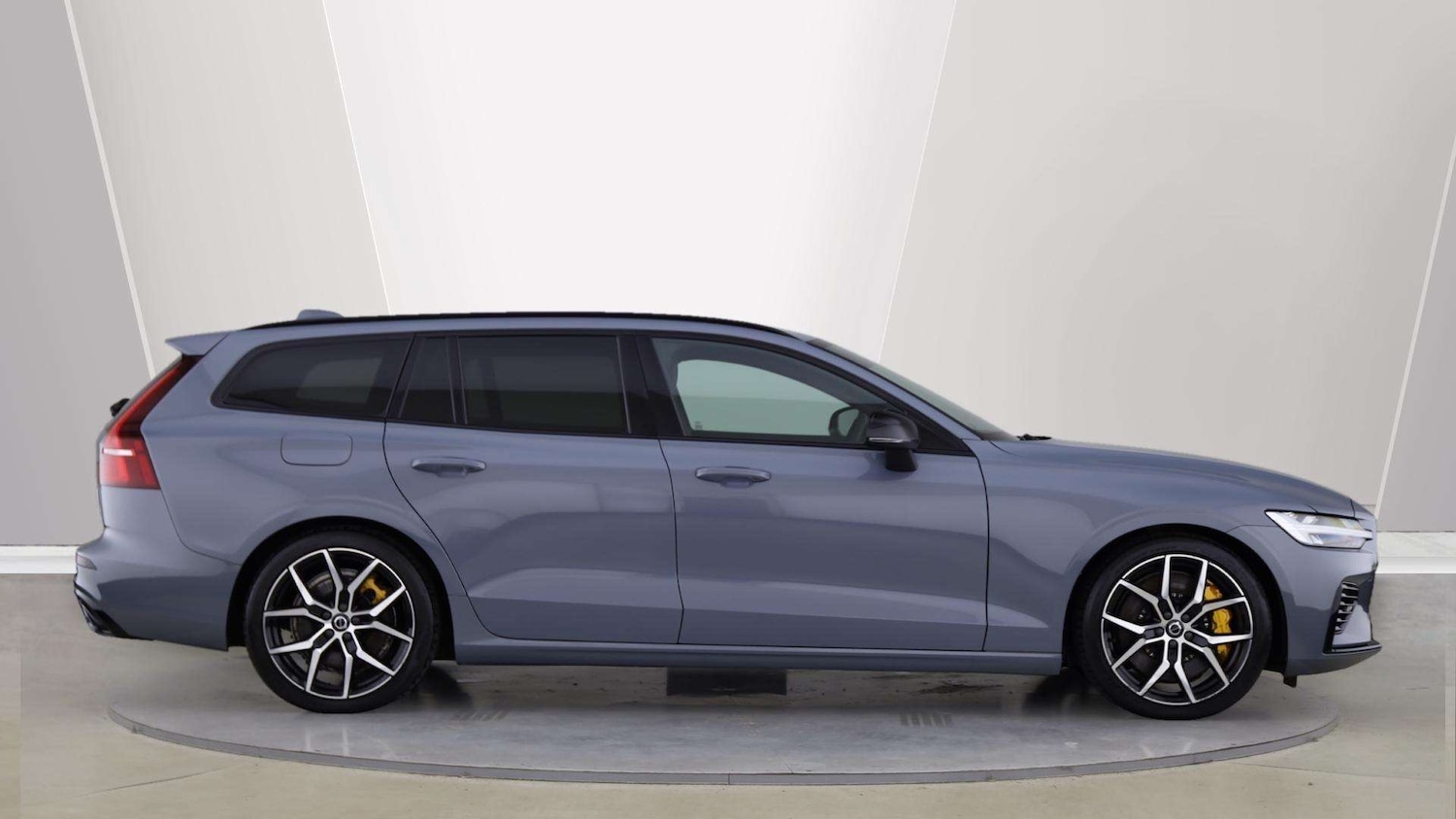 Used Volvo V60 2021 for sale - 77803914: Photo 5