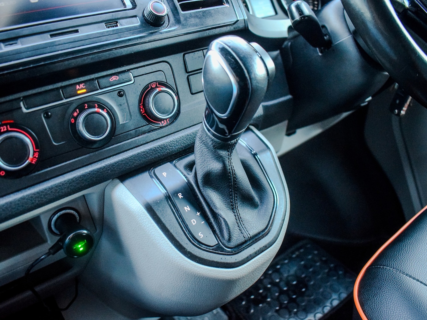 Used Volkswagen Transporter 2018 for sale - 77367197: Photo 23