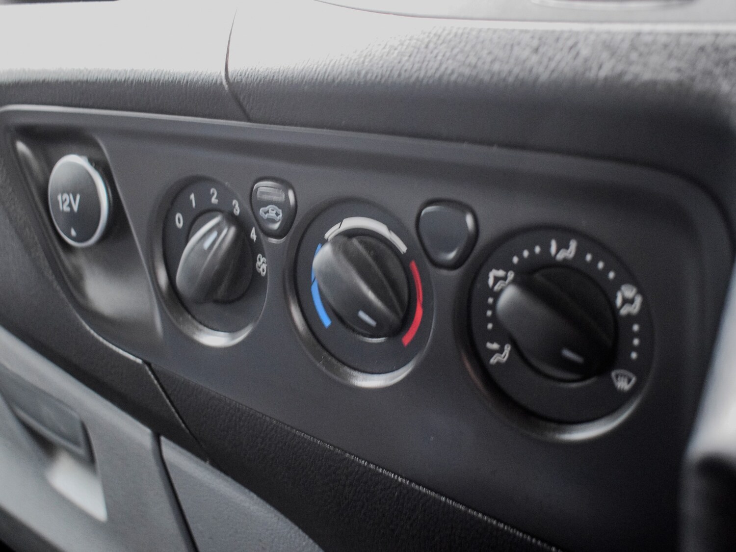 Used Ford Transit Custom 2018 for sale - 77403614: Photo 11