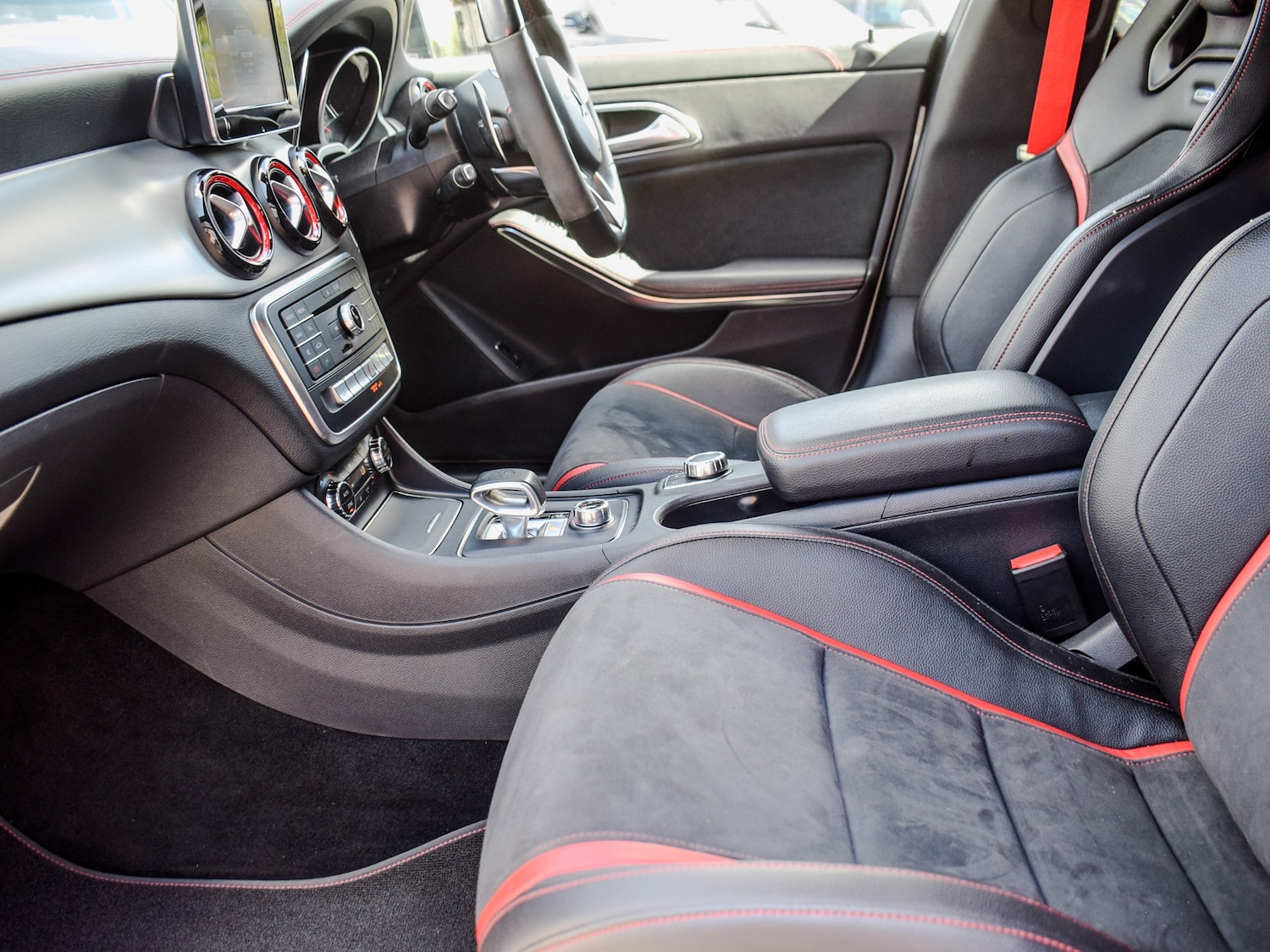 Used Mercedes-Benz CLA 2018 for sale - 76626612: Photo 15