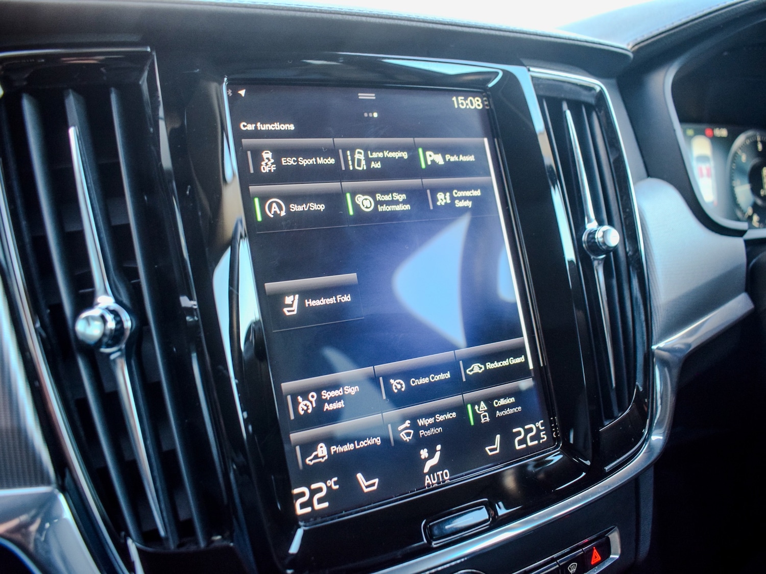 Used Volvo V90 2018 for sale - 77350203: Photo 17