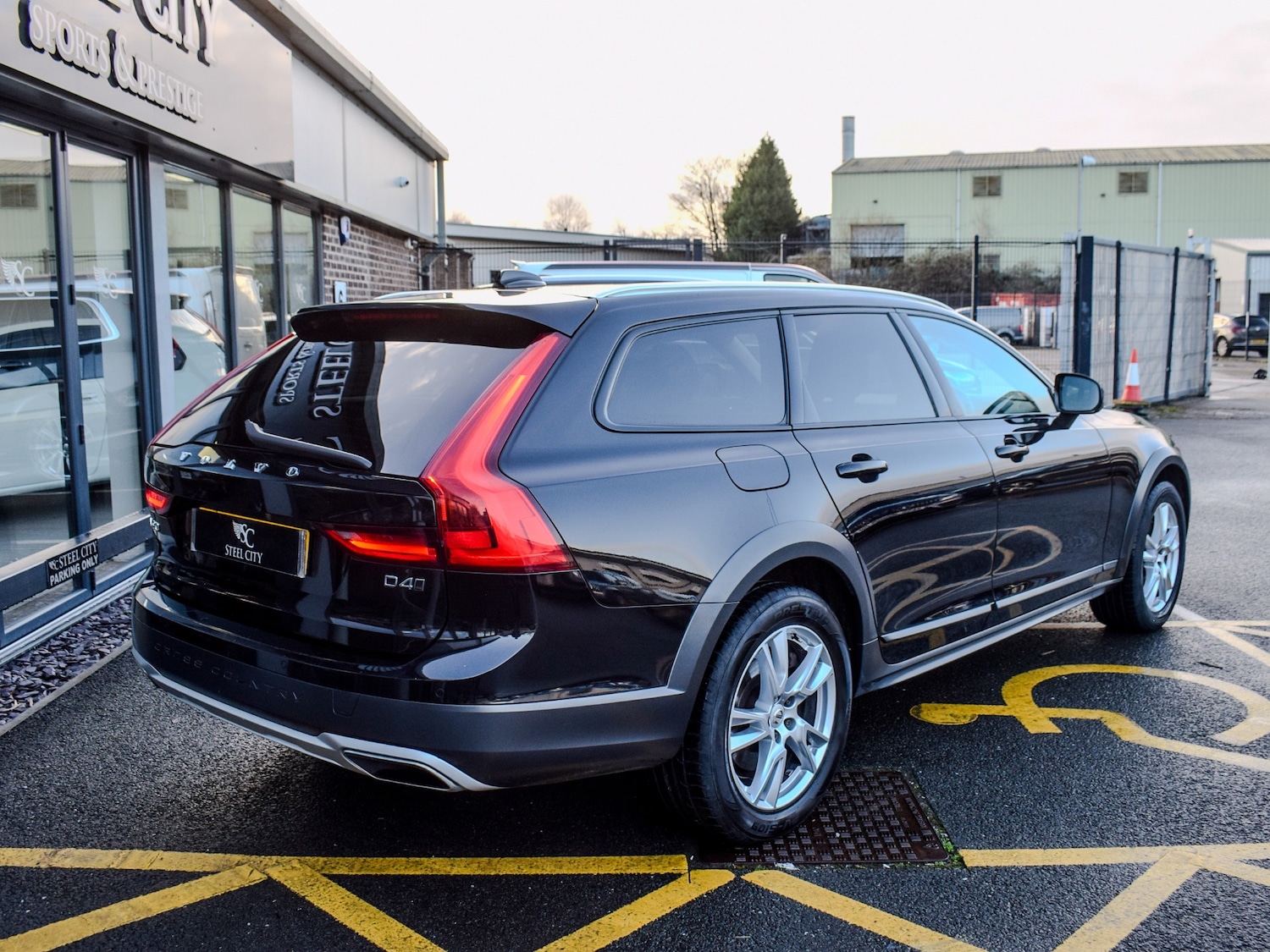 Used Volvo V90 2018 for sale - 77350203: Photo 6