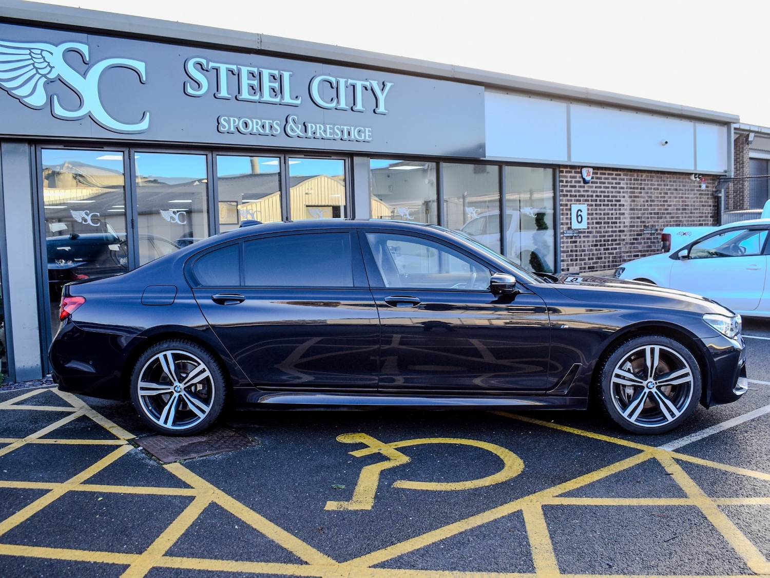 Used BMW 7 Series 2016 for sale - 76709704: Photo 4