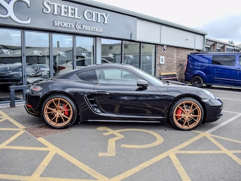 Used Porsche Cayman 2018 for sale - 79549164: Photo