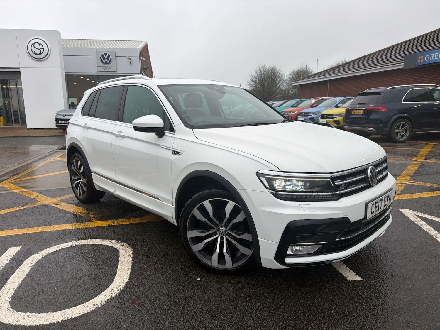 Used Volkswagen Tiguan 2017 for sale - 76738584: Photo 1