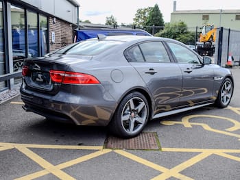 Used Jaguar XE 2016 for sale - 79789013: Photo