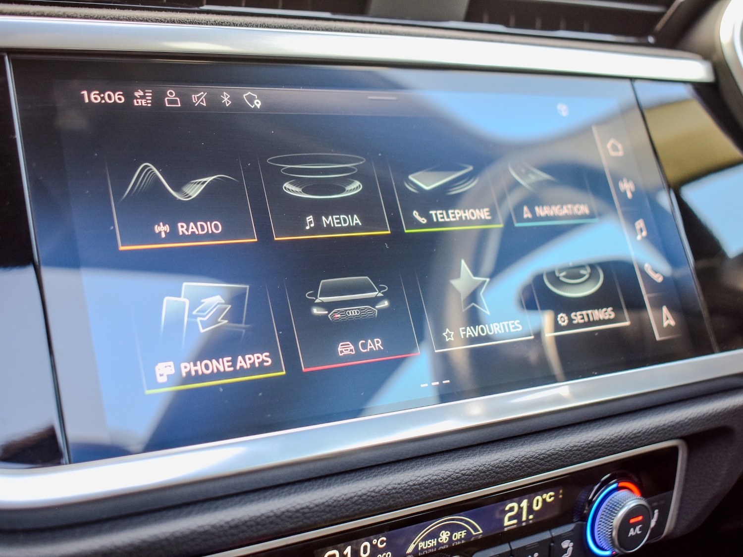 Used Audi RS Q3 2021 for sale - 76180893: Photo 27