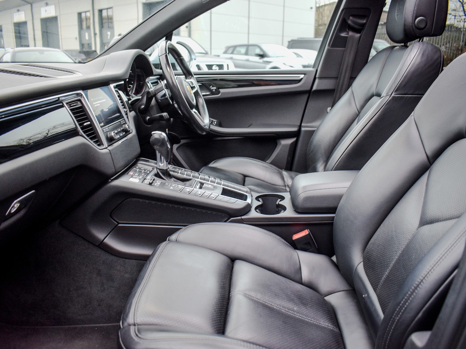 Used Porsche Macan 2016 for sale - 77417662: Photo 16