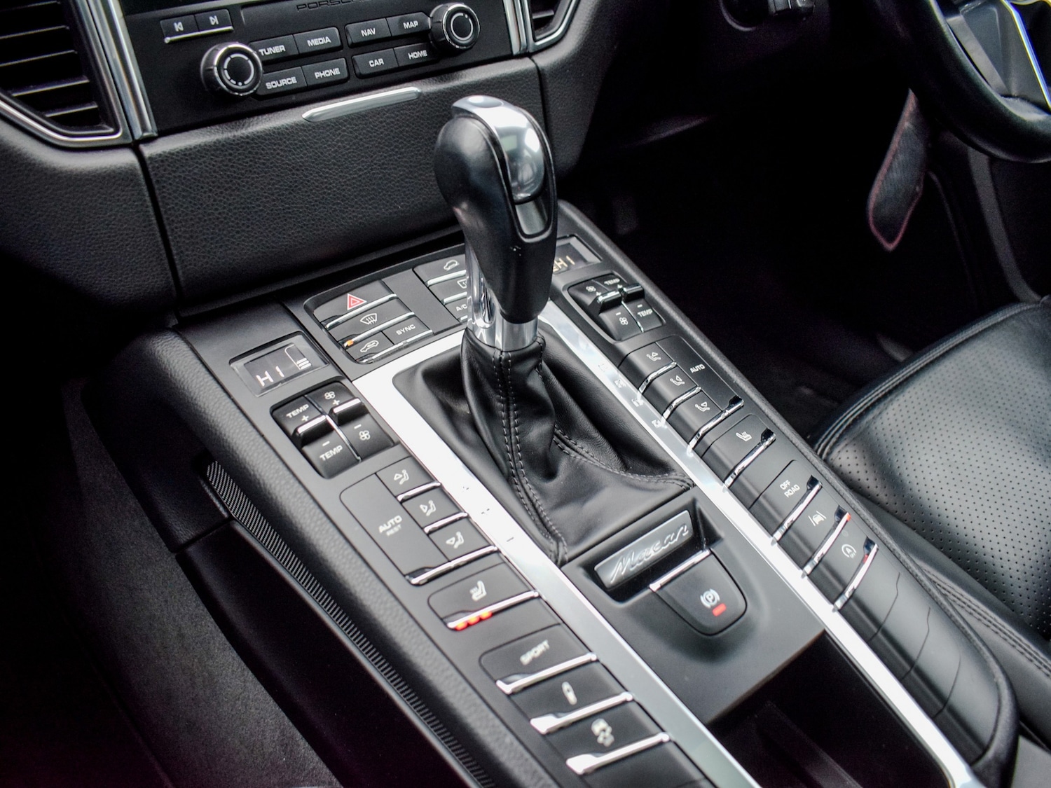 Used Porsche Macan 2016 for sale - 77417662: Photo 21