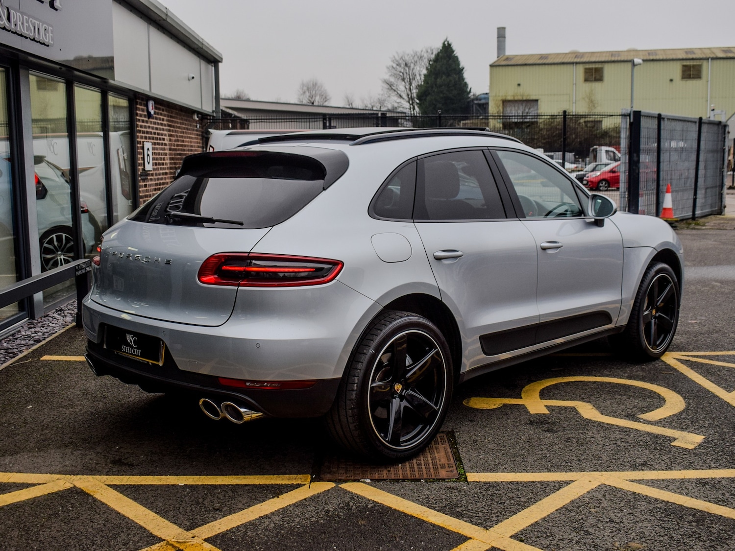 Used Porsche Macan 2016 for sale - 77417662: Photo 6