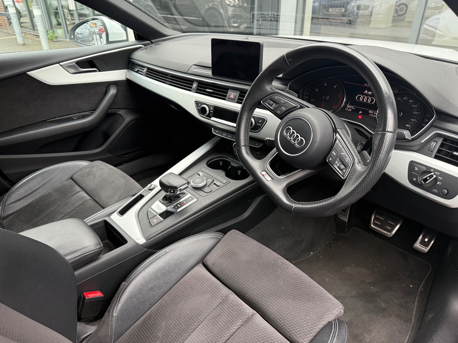 Used Audi A5 2017 for sale - 76542904: Photo 4