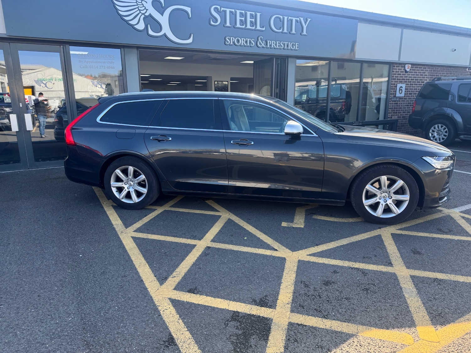 Used Volvo V90 2017 for sale - 77744453: Photo 5