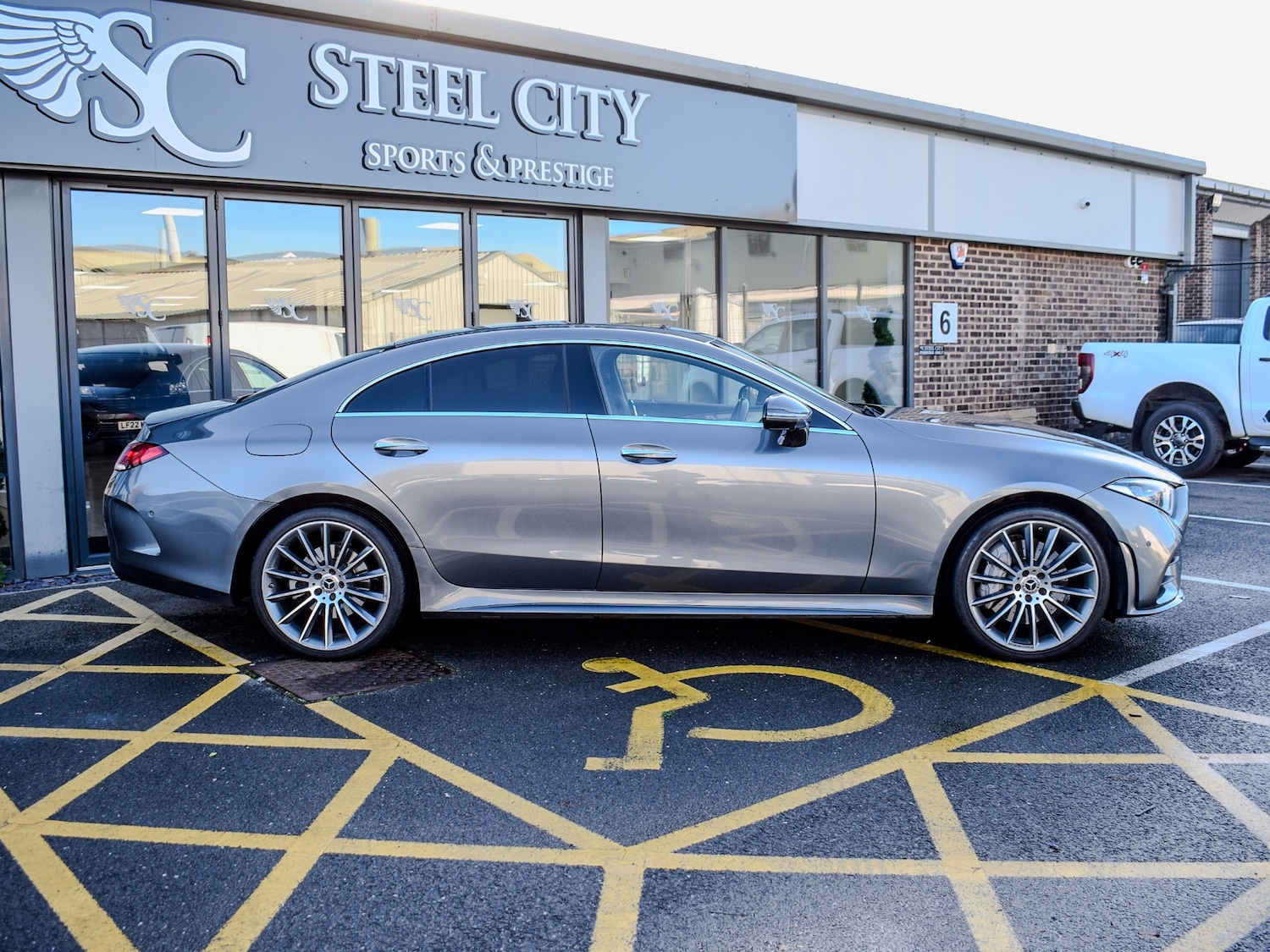 Used Mercedes-Benz CLS 2019 for sale - 76737896: Photo 4