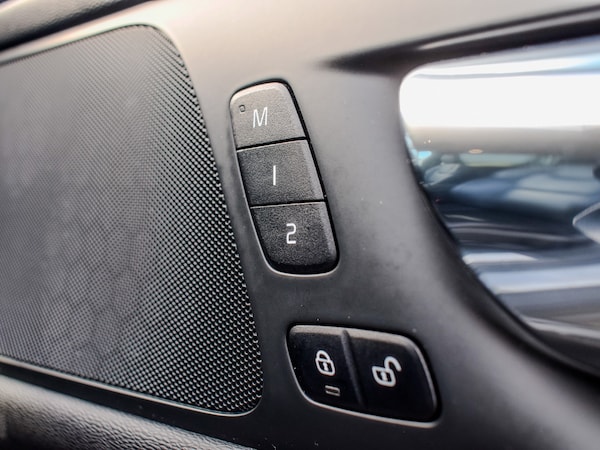 Used Volvo V60 2019 for sale - 76232873: Photo 14