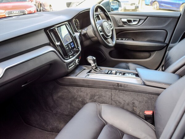 Used Volvo V60 2019 for sale - 76232873: Photo 15