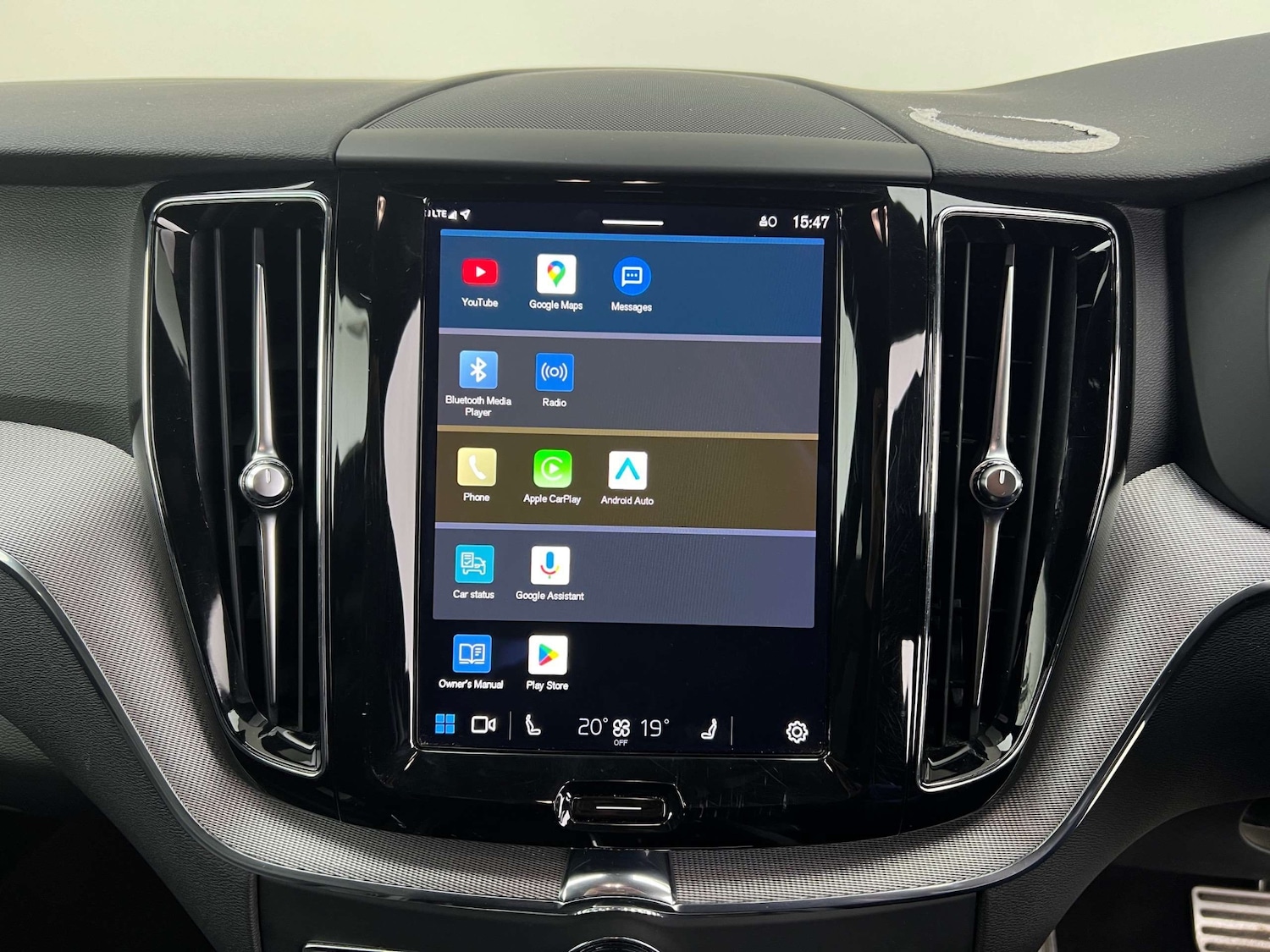 Used Volvo XC60 2022 for sale - 77759047: Photo 11