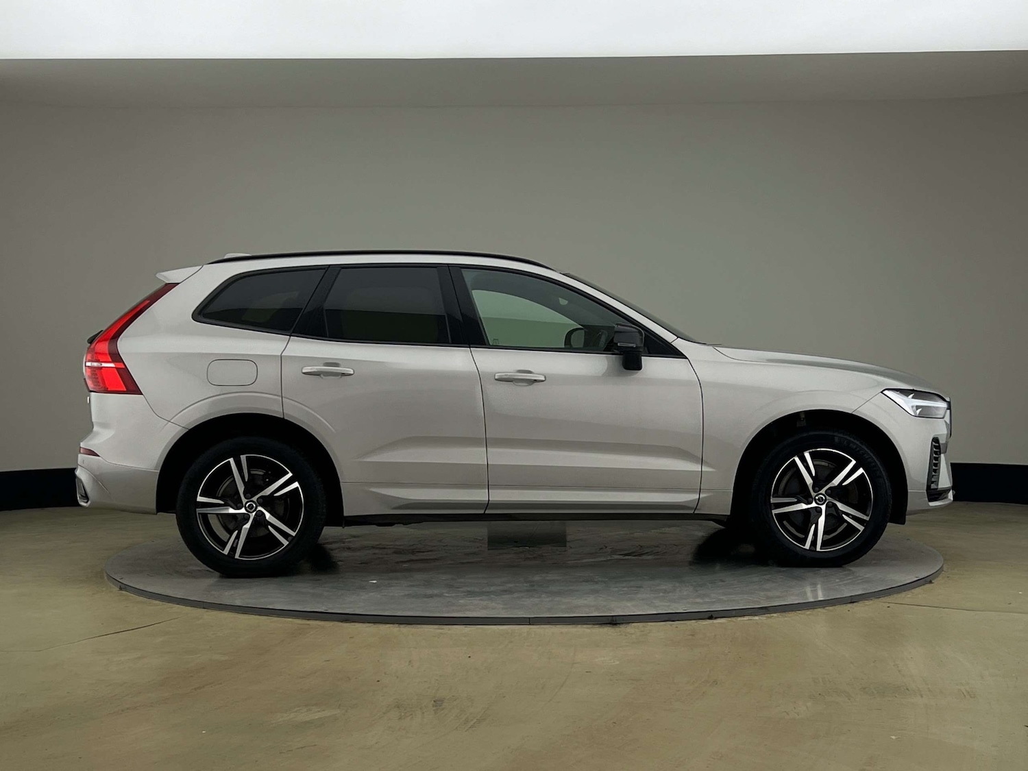 Used Volvo XC60 2022 for sale - 77759047: Photo 9