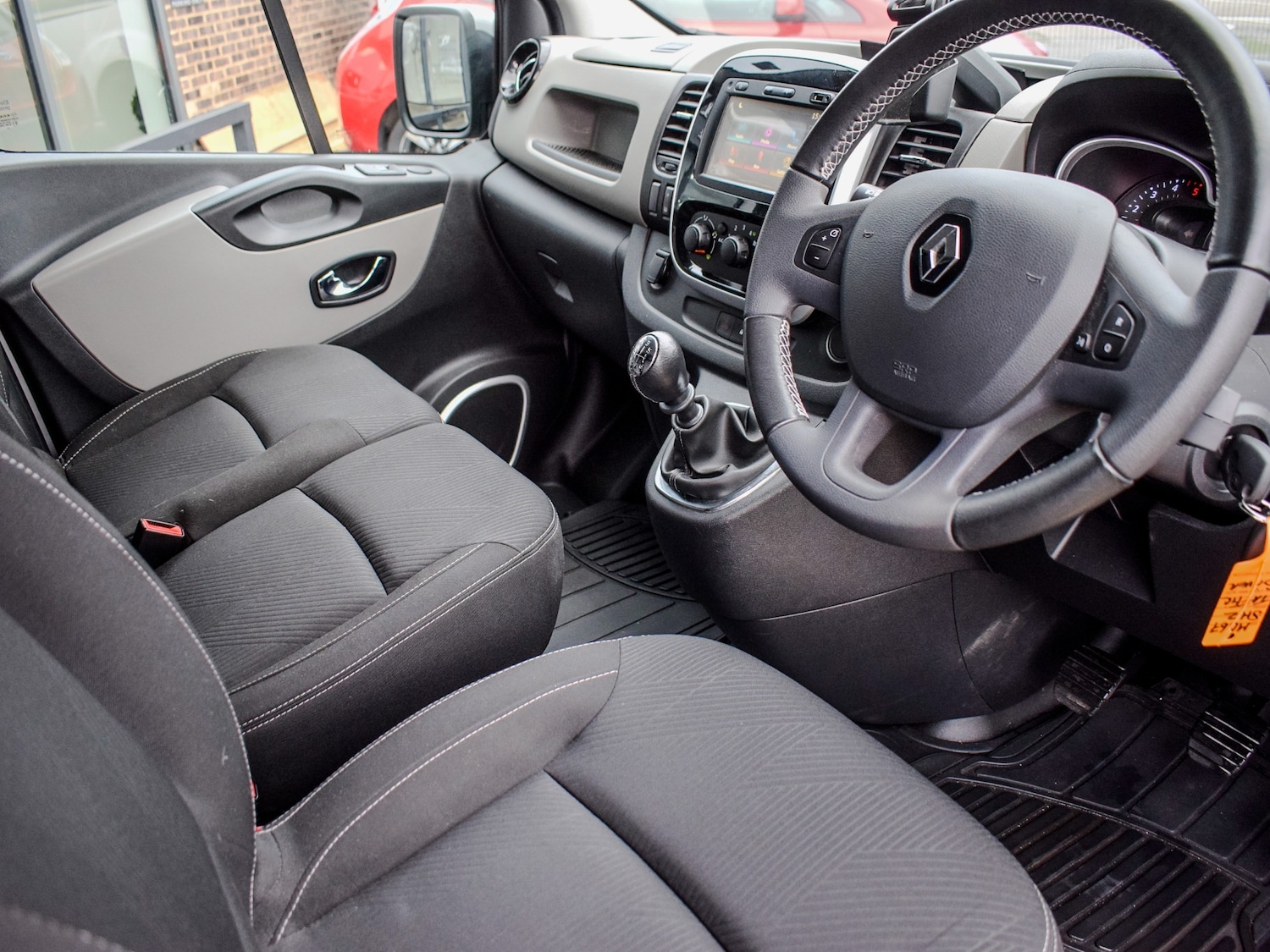 Used Renault Trafic 2018 for sale - 77475569: Photo 11