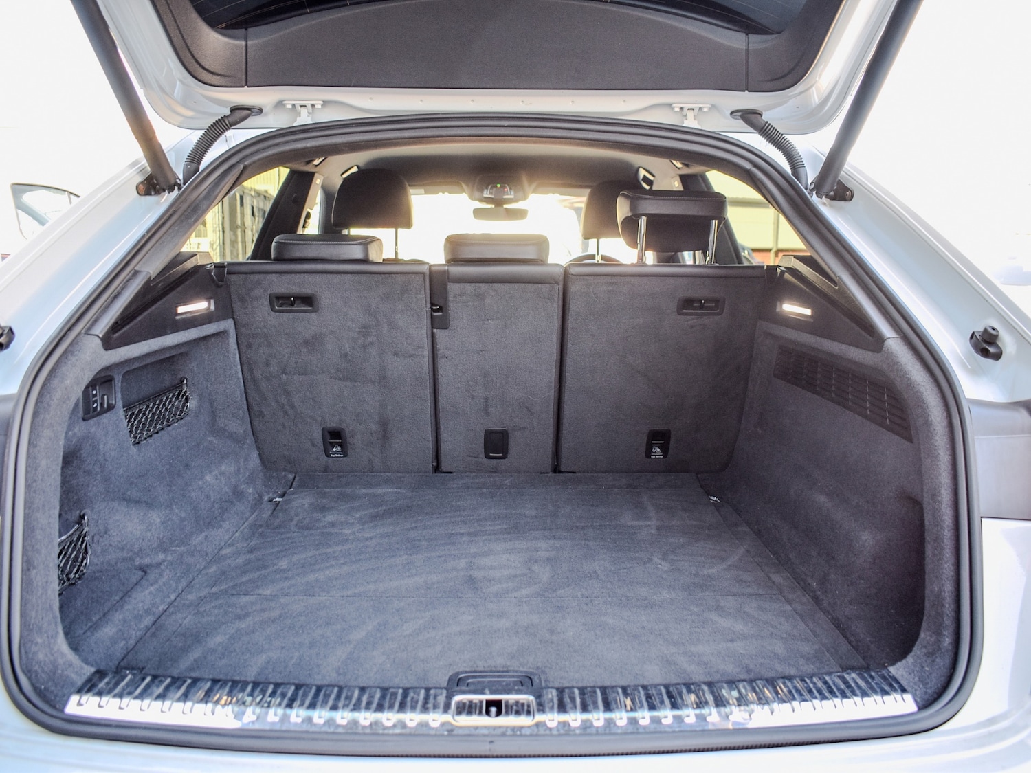 Used Audi Q8 2019 for sale - 75999029: Photo 9