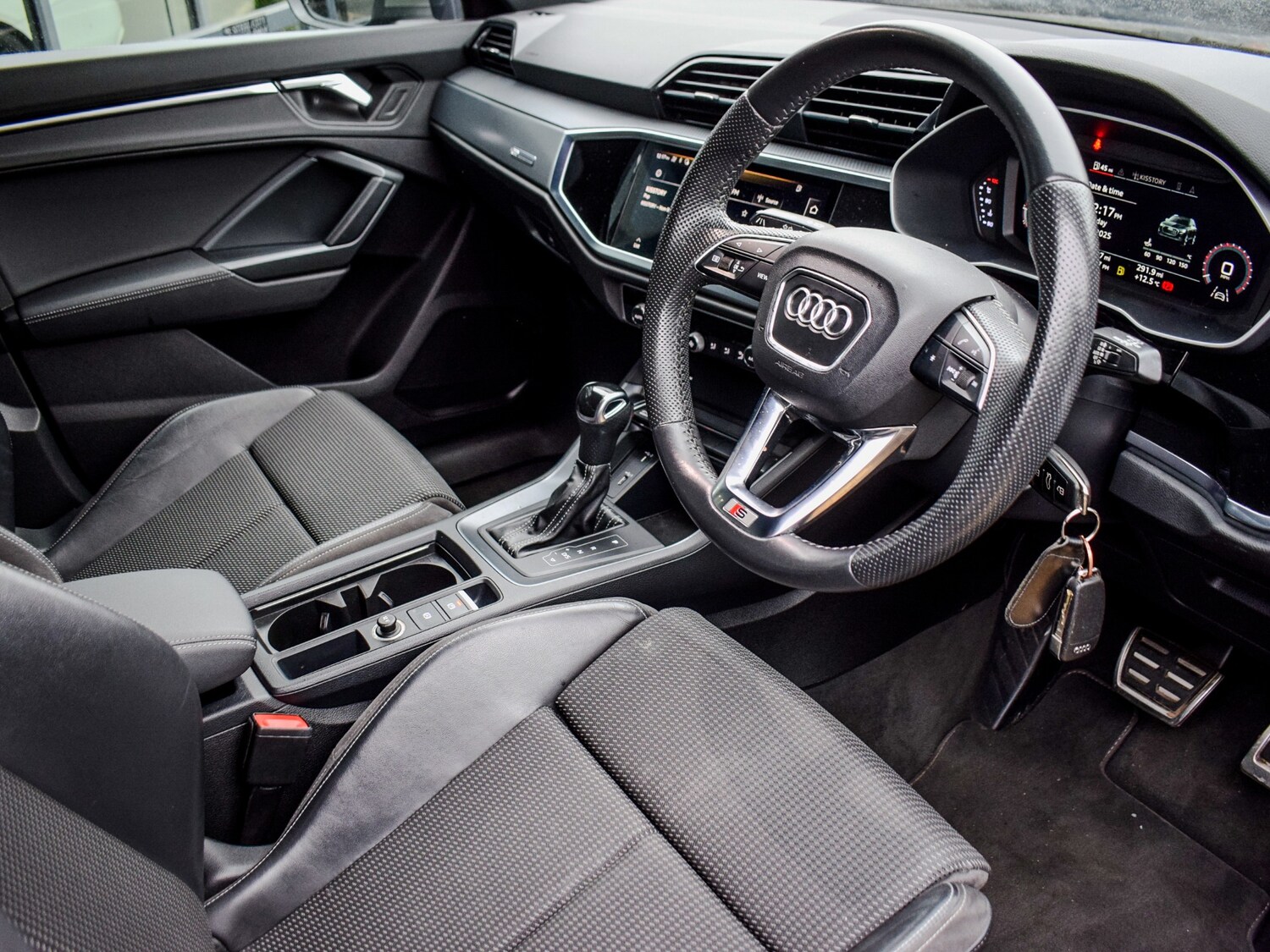 Used Audi Q3 2019 for sale - 76492492: Photo 11