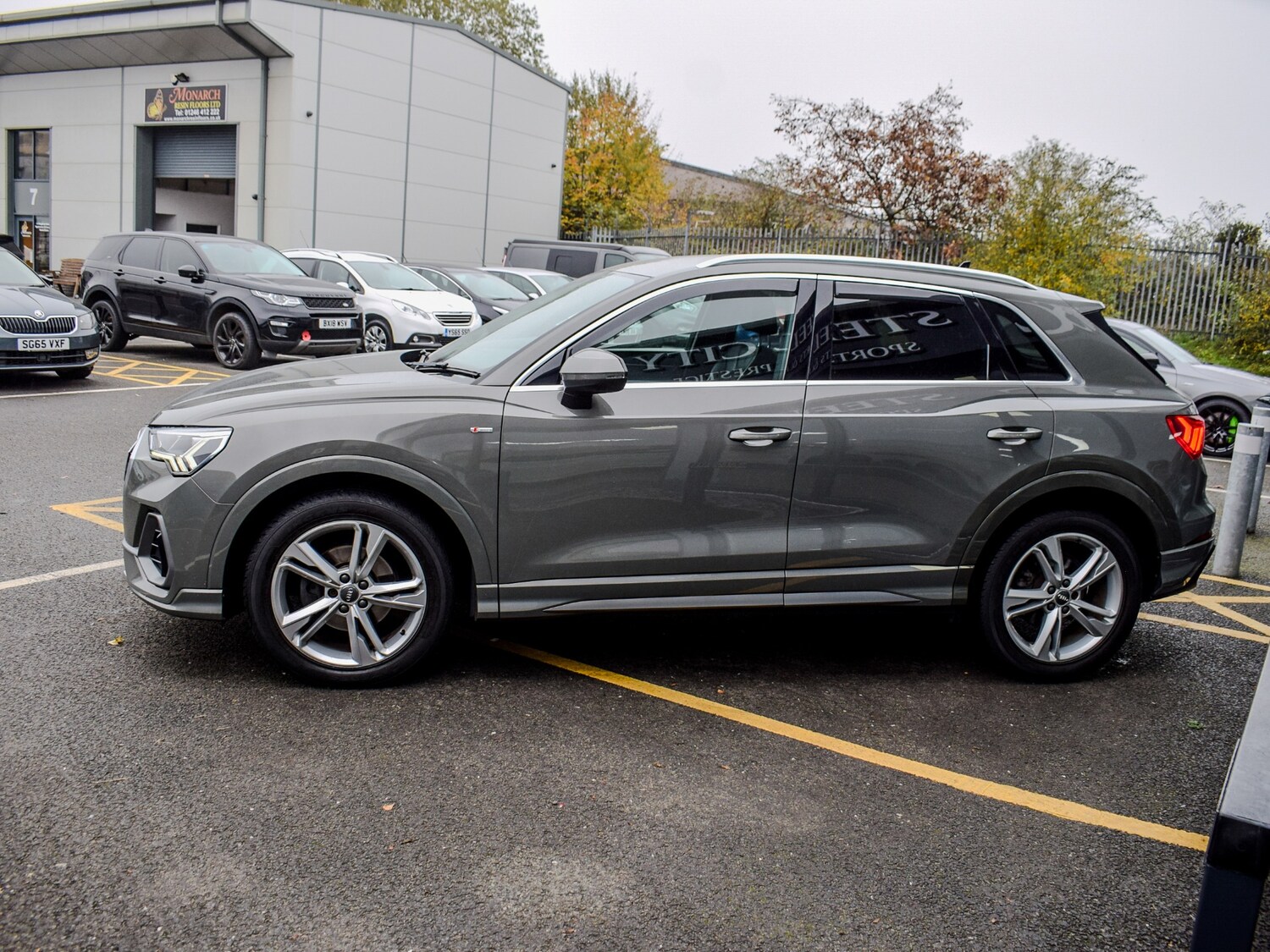Used Audi Q3 2019 for sale - 76492492: Photo 8
